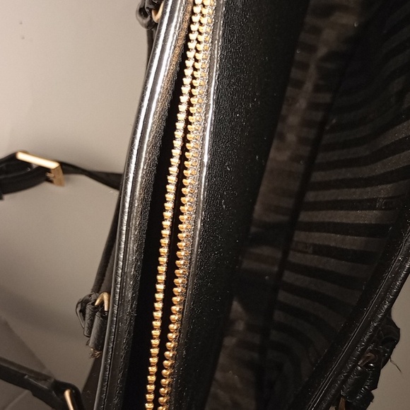 Vintage Victoria Secret Women's Black Canvas Crossbody, Handbag, Satchel bag. - Picture 6 of 9